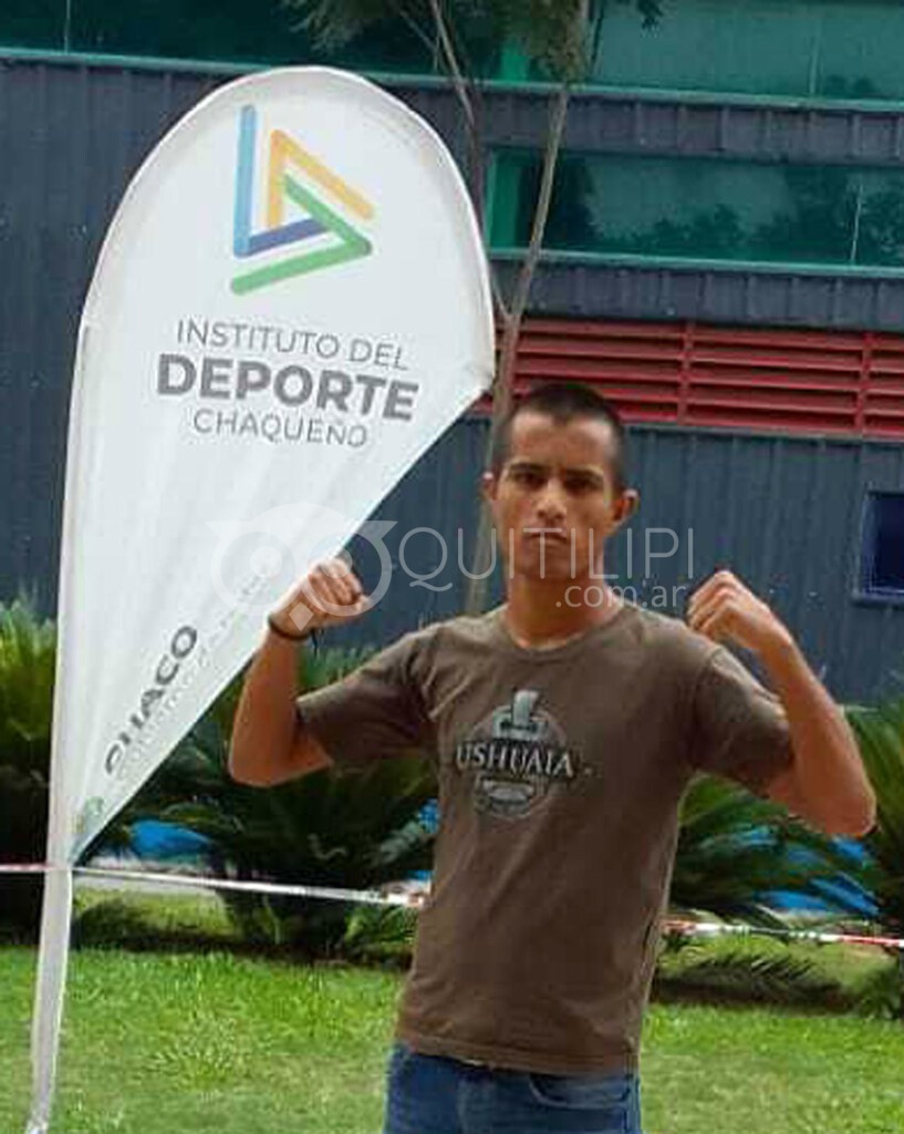 Fabio Vázquez recibió al combativo Antonio Quiroz 2