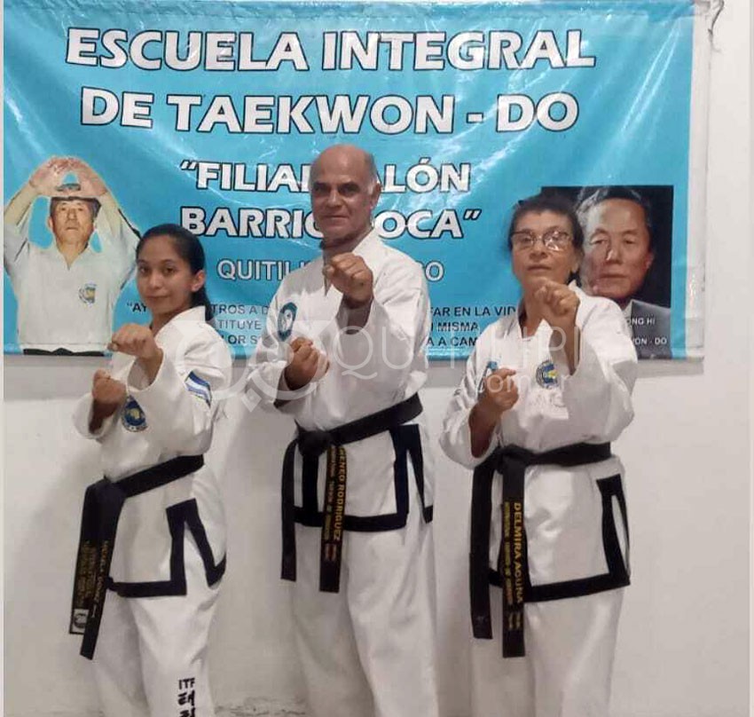 9 años de la Escuela Integral de Taekwondo en el salón comunitario del Barrio Boca 4