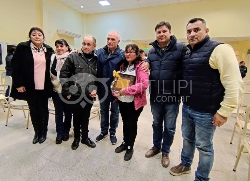 Sentido homenaje al ex alumno y profesor Evaristo De Jesús Saux 20