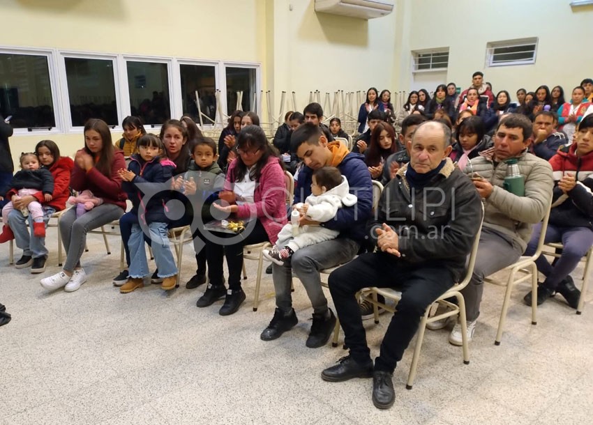 Sentido homenaje al ex alumno y profesor Evaristo De Jesús Saux 18