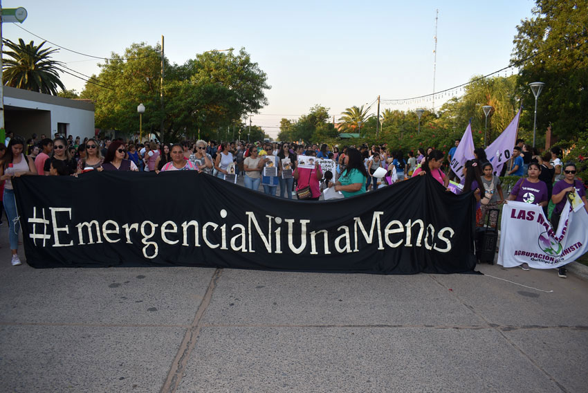 Ni Una Menos. Con reclamos al Gobierno Nacional y Provincial, Mumalá se hizo escuchar ante el avance de la violencia contra la mujer 16