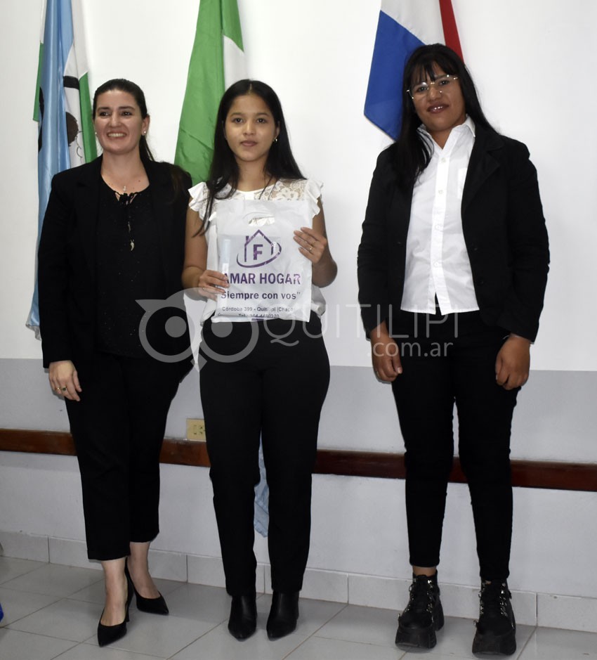 Rotary Club premió con una tablet a los ganadores del concurso de oratoria 2024 32