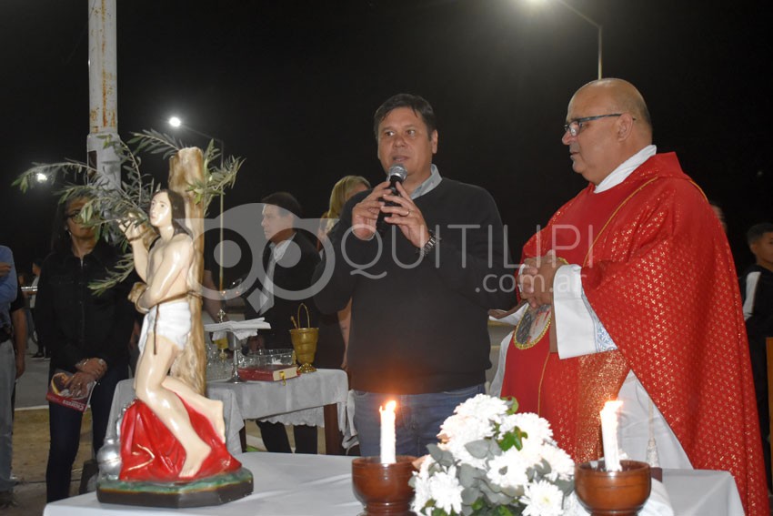 Inauguran una ermita con la imagen de San Pantaleón, en la intersección de Ruta 4 y acceso Juan Perón 20