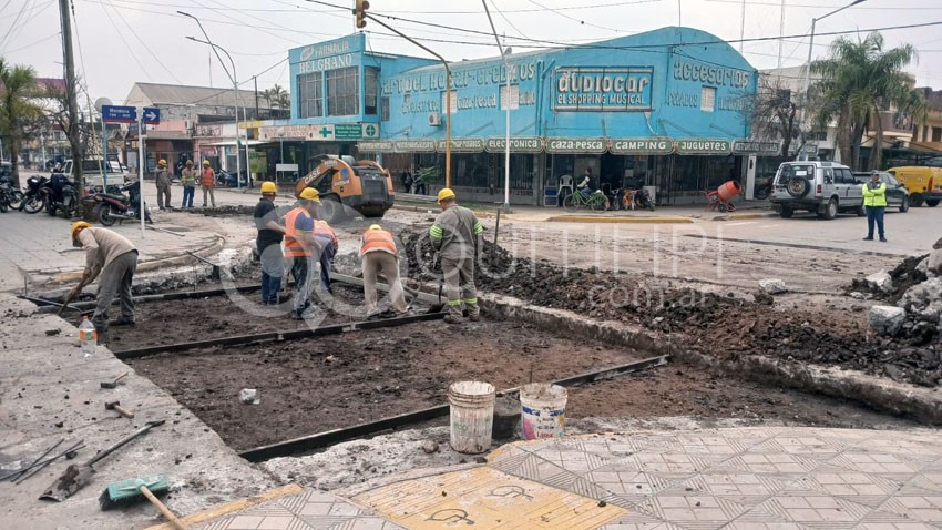 Queja de comerciantes al municipio por obras de bacheo, terminó en acuerdo mutuo 18