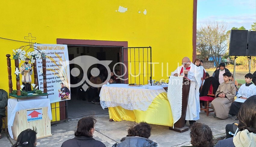 Con gran devoción la comunidad venero al patrono del pan y del trabajo 16