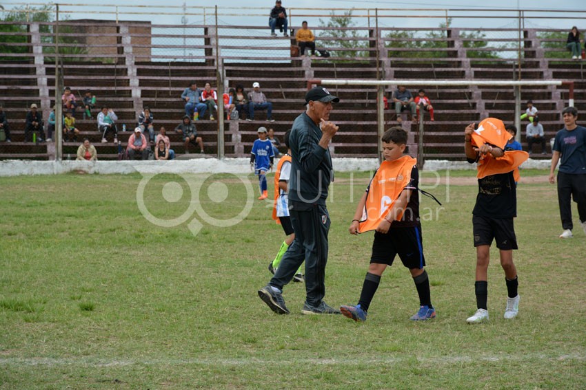 River Plate, observó jugadores infantiles de la zona 18