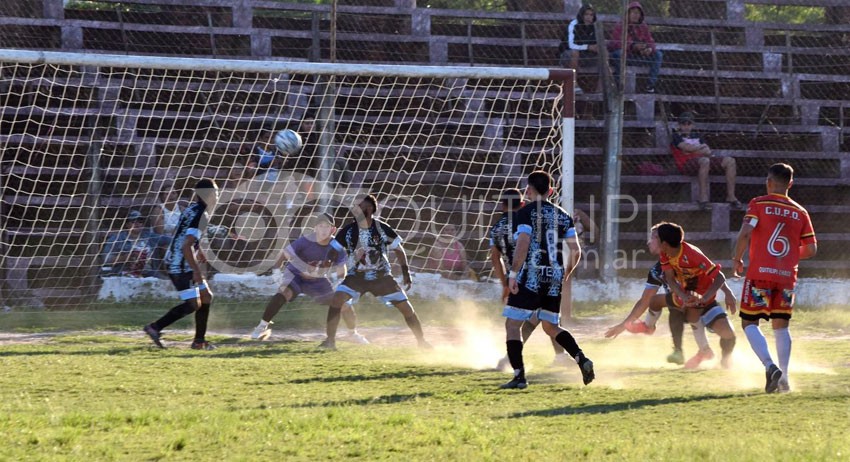 Federal Amateur: Potrero lo dio vuelta y saltó a la próxima instancia 25