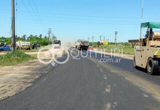 Trabajos de mantenimiento de Vialidad Provincial en Ruta 4 18