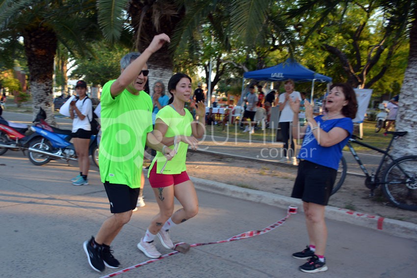 El saenzpeñense Esteban Gómez, ganó el Maratón 112° Aniversario de Quitilipi 31