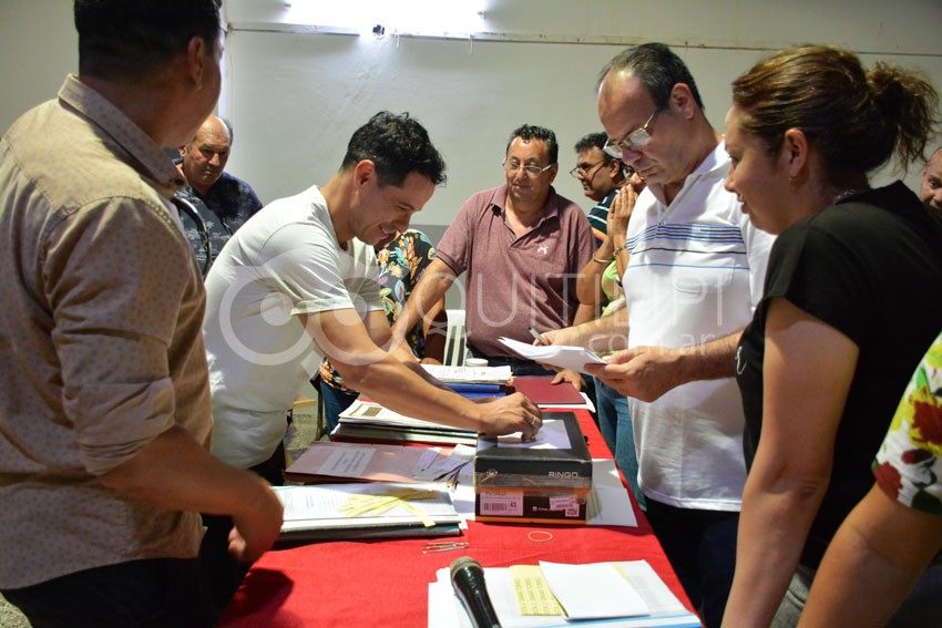 En controvertida asamblea, Raúl Verón fue electo para conducir la Mutual de Empleados Municipales "13 de Junio" 27