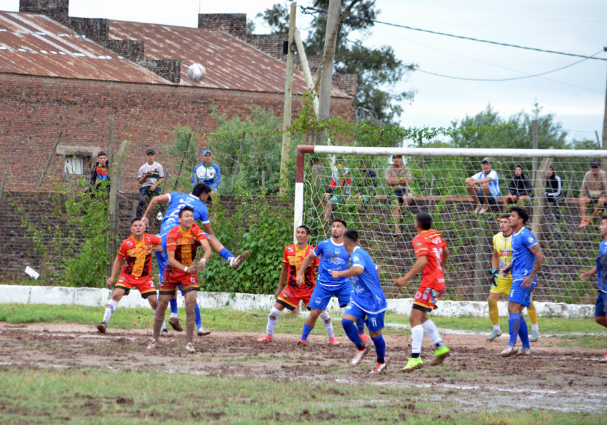 Federal Amateur: triunfo de Alvear en Quitilipi: fue 3 a 2 27