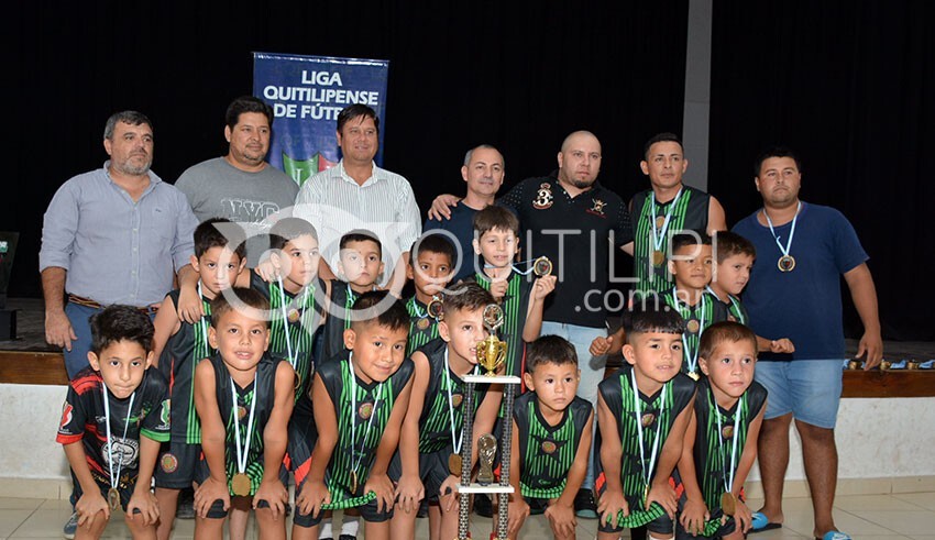 La LQF premio los campeones infantiles y en mayores el fútbol femenino de San Martín 34