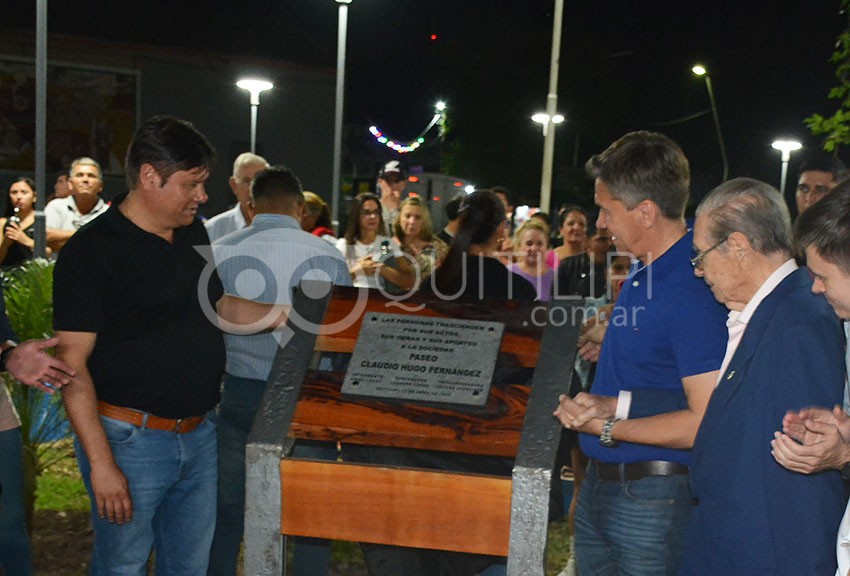 El gobernador Zdero inauguró el Paseo Claudio Hugo Fernández y cuadras de asfalto para Quitilipi 31
