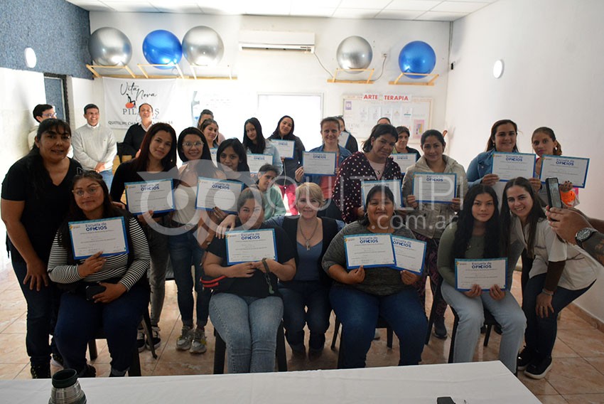 La Escuela de Oficios del Chaco, delegación Quitilipi entregó primeros certificados de capacitación 6