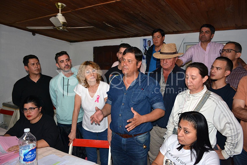 Triunfo de Chaco Puede + LLA en Quitilipi. Julio Ferro se impone sobre Capitanich - Quitilipi.com.ar Triunfo de Chaco Puede + LLA en Quitilipi. Julio Ferro se impone sobre Capitanich 24