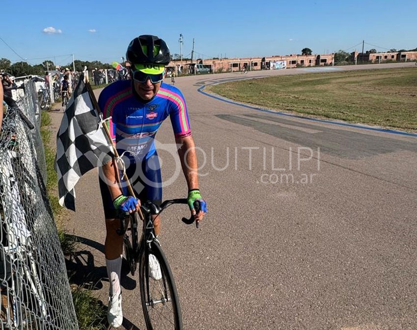 CICLISMO. Doblete de ACCA en la 8° edición de la Copa Nacional en Quimilí, Santiago del Estero - Quitilipi.com.ar CICLISMO. Doblete de ACCA en la 8° edición de la Copa Nacional en Quimilí, Santiago del Estero 18
