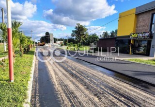Avanzan las obras de pavimentación y bacheo a través de Vialidad Provincial 17
