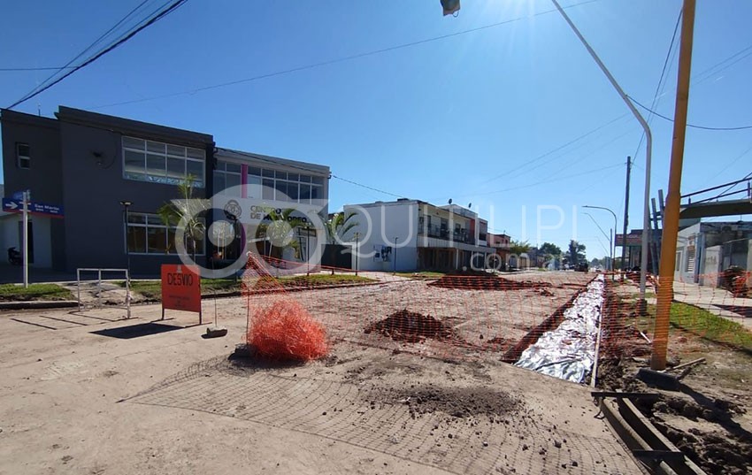 Avanzan las obras de pavimentación y bacheo a través de Vialidad Provincial - Quitilipi.com.ar Avanzan las obras de pavimentación y bacheo a través de Vialidad Provincial 18