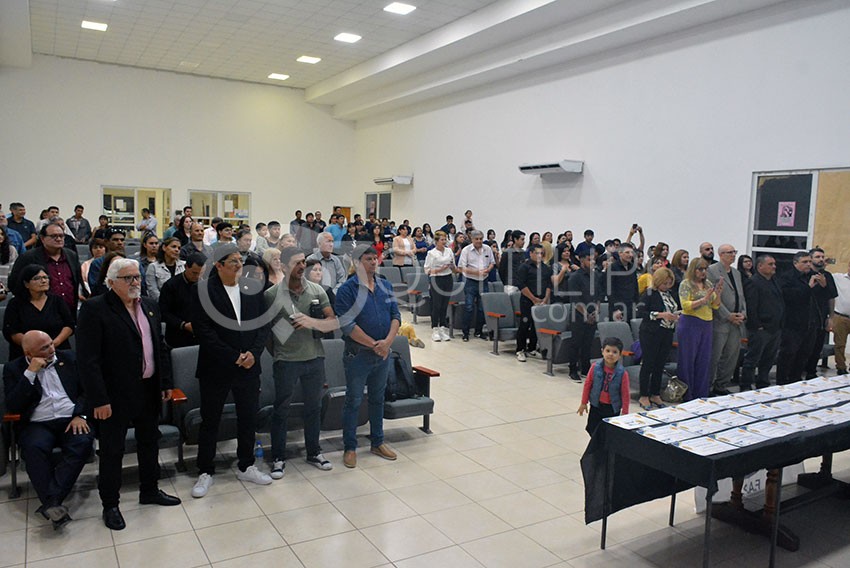 Alegre colación de ministros Capellanes Evangélicos del Chaco - Quitilipi.com.ar Alegre colación de ministros Capellanes Evangélicos del Chaco 28