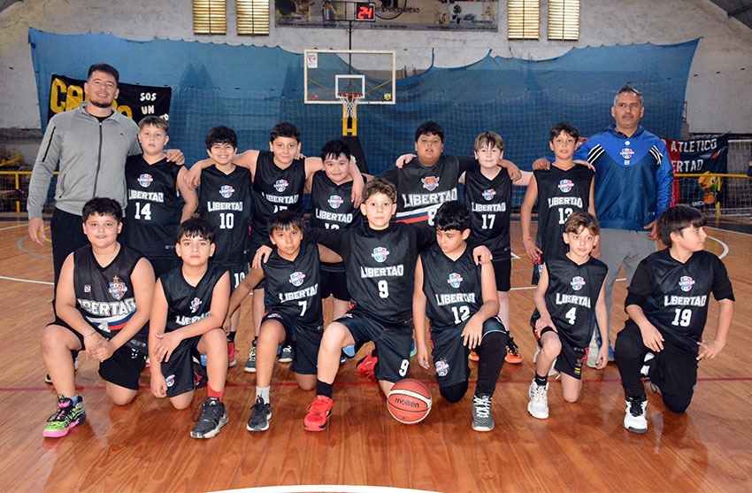 Caupolicán Campeón U11: superó en vibrante final 140 -139 al Club Acción de Sáenz Peña 32