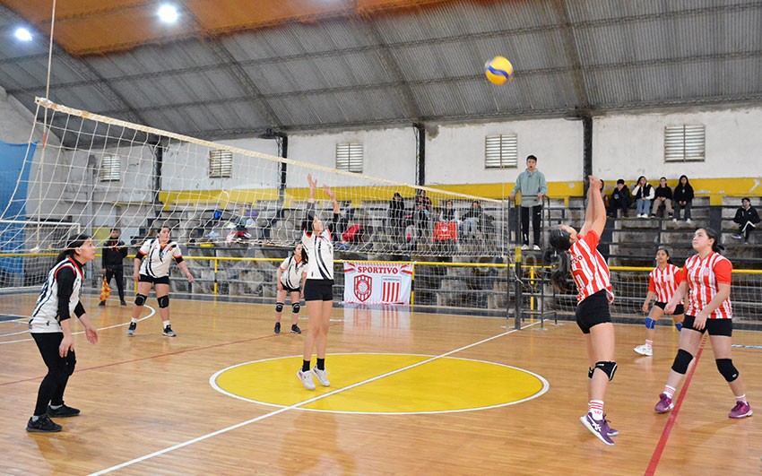 Quitilipi Vóley Campeón en su primer torneo amistoso de categoría femenina Sub 14 31