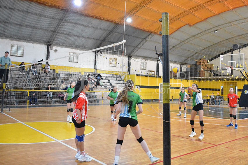 Quitilipi Vóley Campeón en su primer torneo amistoso de categoría femenina Sub 14 29