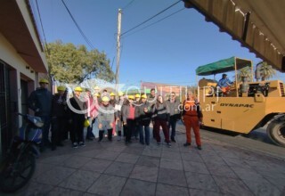 Alumnos de la EET 18 refuerzan conocimientos en el proceso de reasfaltado y uso de materiales de construcción 4