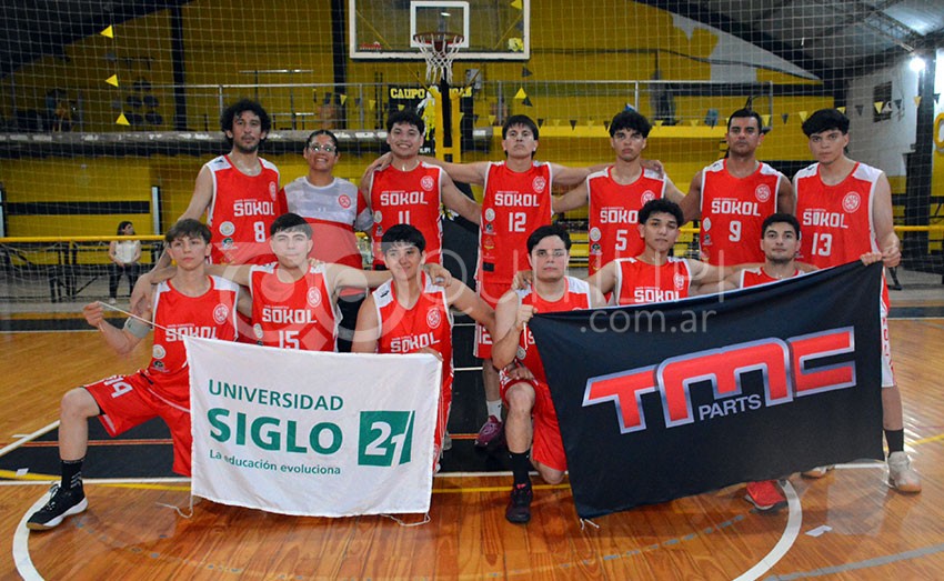 Caupolicán, pese al gran esfuerzo, sumó una nueva derrota 8