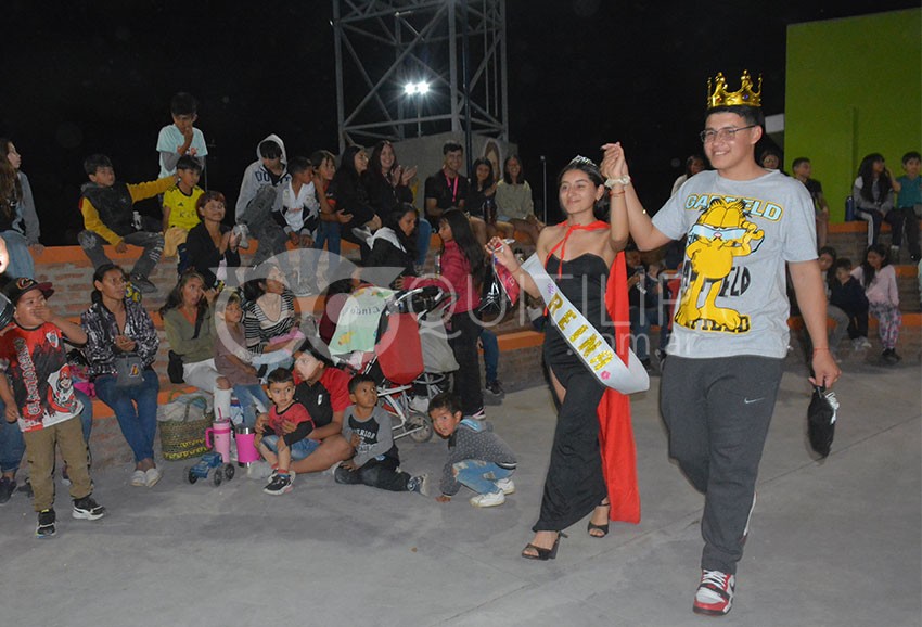 Feriantes y Emprendedores de Quitilipi ya tienen su Reina de "La Primavera" infantil y mayor 23