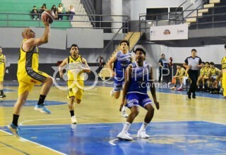 Caupolicán cayó ante UNCAUS, no pudo romper la racha adversa 10