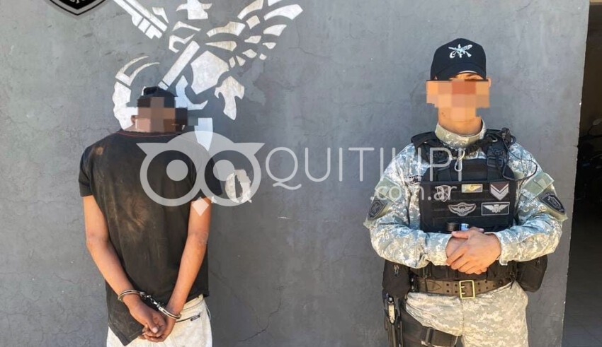 Ocurrió en el Fuerte Apache: un sujeto llevaba un bulto cuando fue demorado por la Motorizada 13