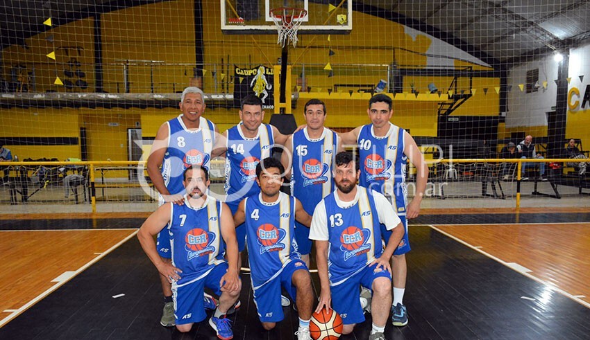 Glorias del Básquetbol: Argentino de Machagai se alzó con la Copa Solidaridad 25