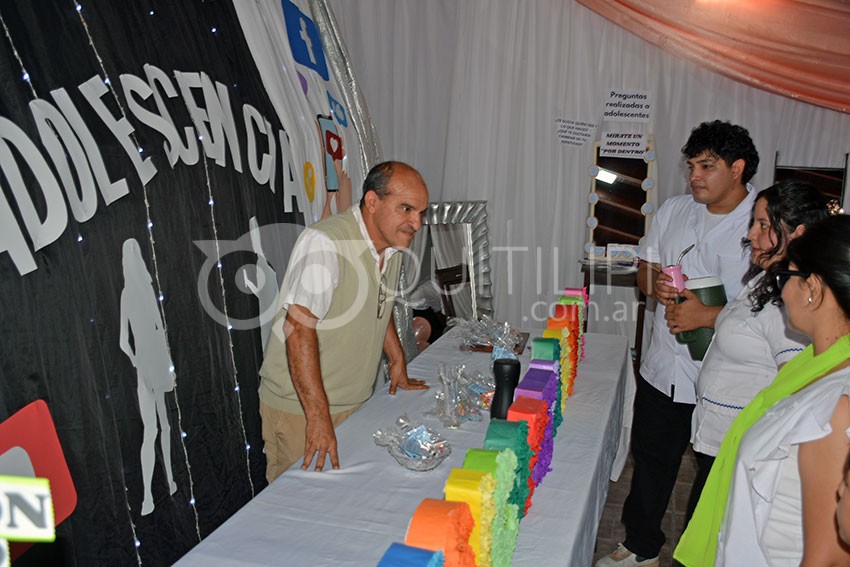 EL ISET brillo con sus trabajos en la muestra institucional 25