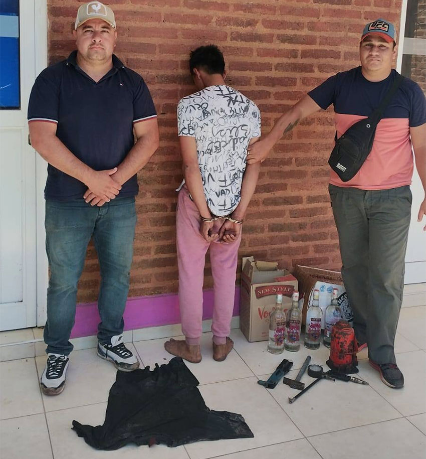 Reconocido por sus andanzas, una vez más "Marihua" terminó detrás de las rejas 16