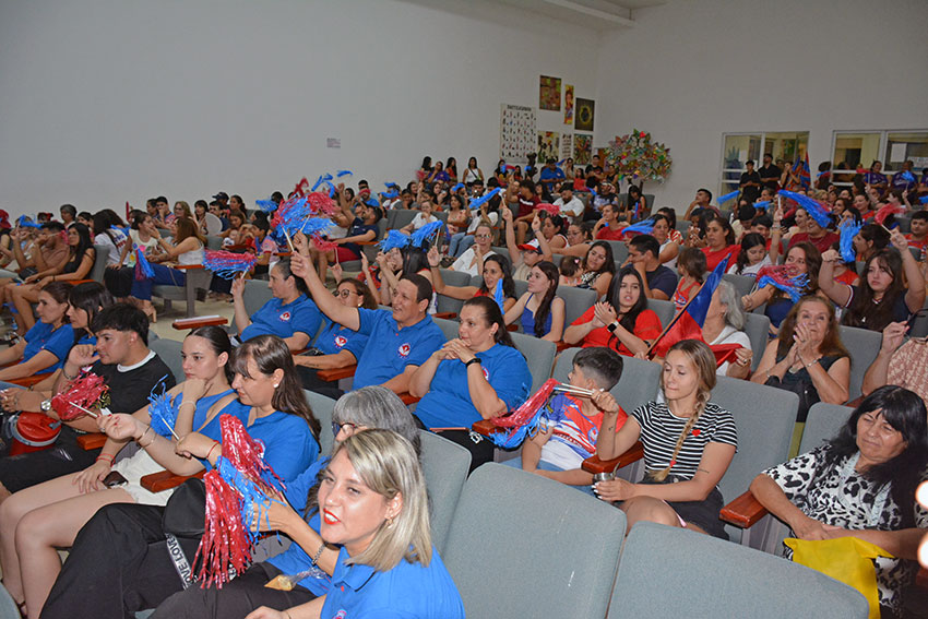 Marabú presentó "Renace: Leyenda de Pachamama" y Marabukin: "Carnaval de la Diablada" de cara a los corsos 2026 27