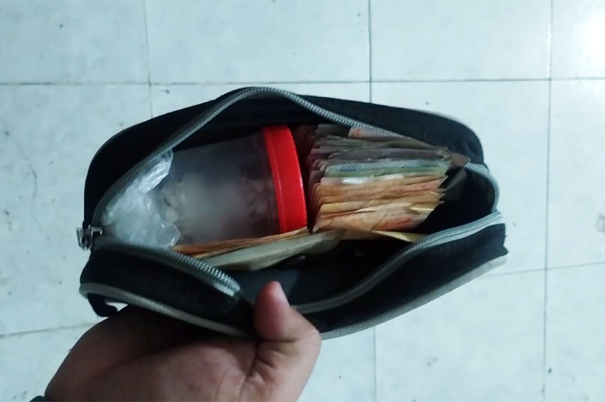 Ocurrió en el Barrio San Cayetano: Mujer sorprendida vendiendo droga en la vía pública 20