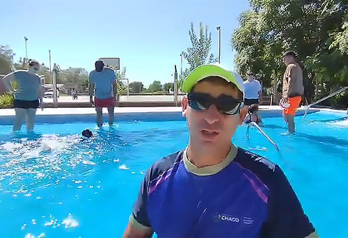 Comenzó la temporada de pileta para niños y jóvenes con discapacidad en el CIC 18