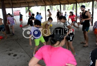 Con mucha alegría y chapuzones, cerró el 2° turno de la Colonia Municipal 45
