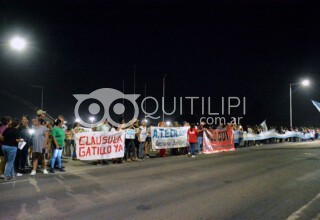 El arco gremial volvió a manifestarse exigiendo el pago de la cláusula gatillo y el llamado a la mesa de política salarial. Además rechazó el aumento otorgado por el gobierno 2
