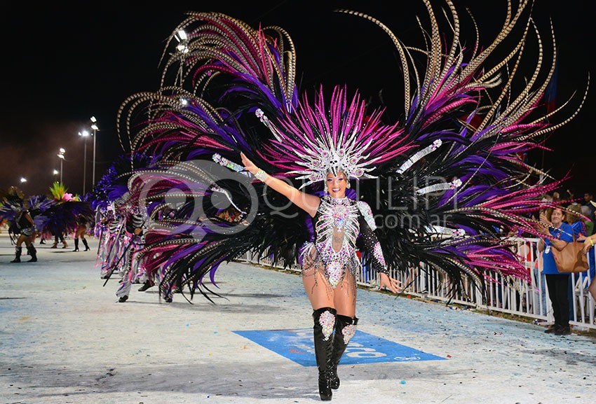 Estalló de color y alegría el inicio de los carnavales en Quitilipi 37