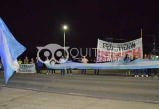 Docentes de Quitilipi volvieron a la ruta: "Zdero no te olvides de tus promesas" 17