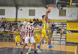 Apertura de la ASB: con oficio, Unión derrotó cómodamente sobre Caupolicán 7