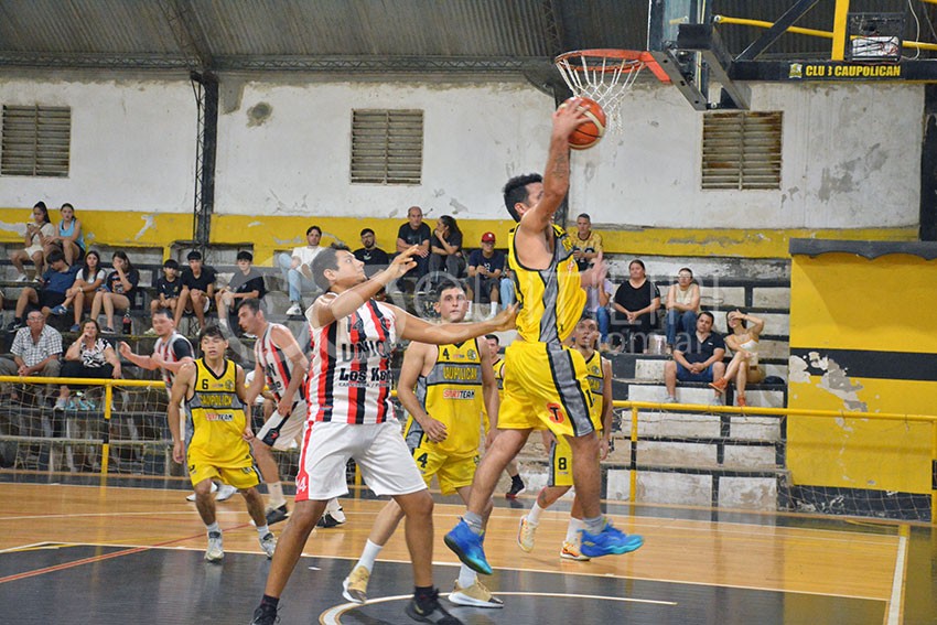 Apertura de la ASB: con oficio, Unión derrotó cómodamente sobre Caupolicán 8