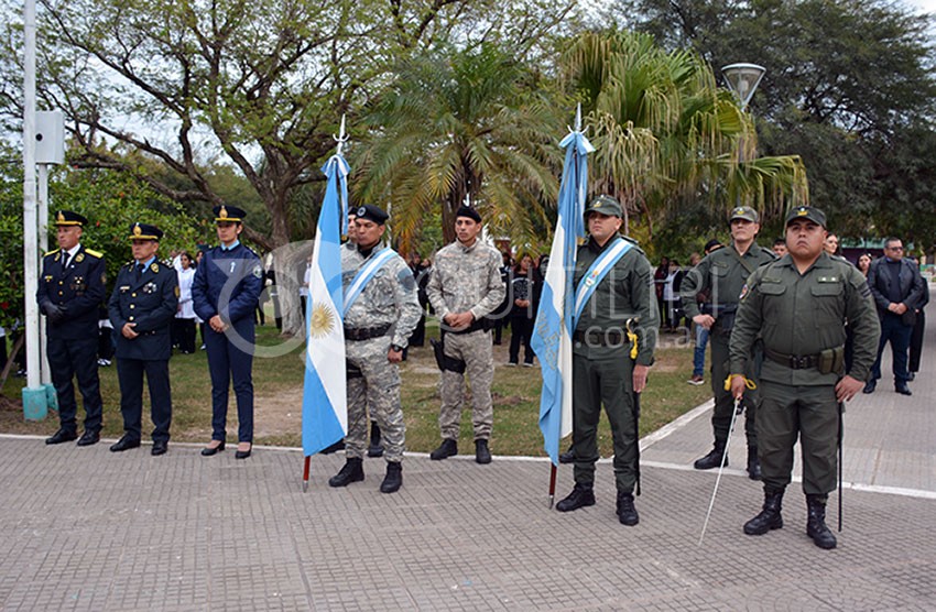 Al grito de ¡Viva la Patria!, Quitilipi rememoró la gesta del 25 de mayo con un emotivo acto oficial - Quitilipi.com.ar Al grito de ¡Viva la Patria!, Quitilipi rememoró la gesta del 25 de mayo con un emotivo acto oficial 30