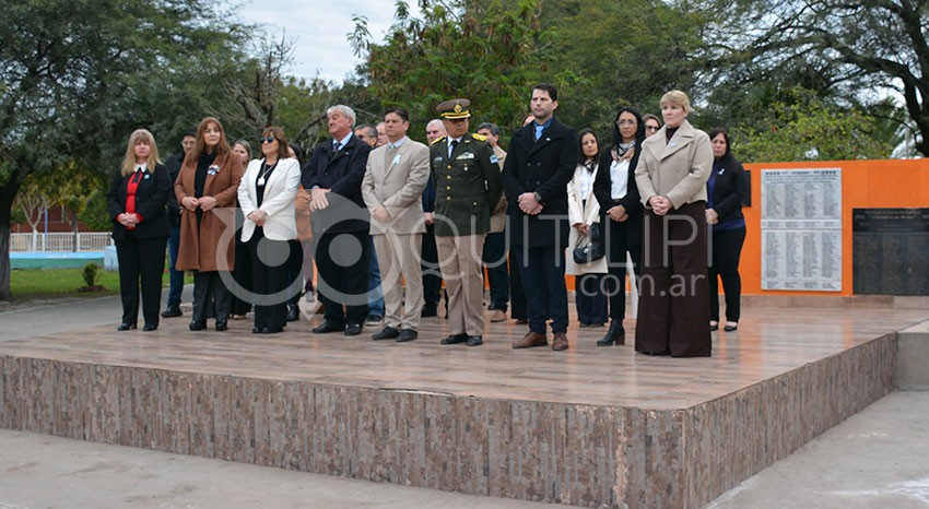 Al grito de ¡Viva la Patria!, Quitilipi rememoró la gesta del 25 de mayo con un emotivo acto oficial 28