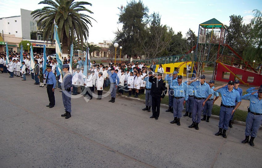 Quitilipi se prepara para conmemorar el Día de la Policía del Chaco con un acto oficial - Quitilipi.com.ar Quitilipi se prepara para conmemorar el Día de la Policía del Chaco con un acto oficial 5