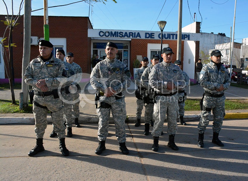 Con el corazón en la comunidad: la policía del Chaco celebró 73 años de entrega en Quitilipi - Quitilipi.com.ar Con el corazón en la comunidad: la policía del Chaco celebró 73 años de entrega en Quitilipi 24