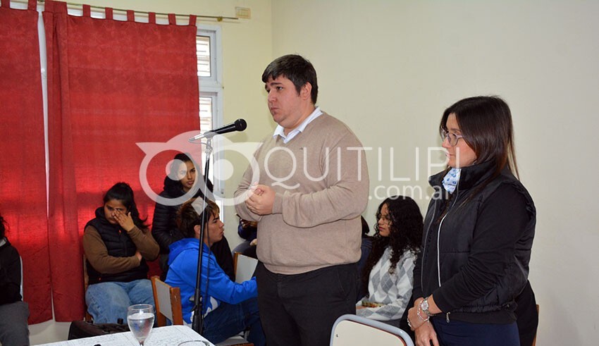 Alumnos de la E.E.S. N° 64 se capacitan en Educación Financiera y replicarán lo aprendido en escuelas primarias 13