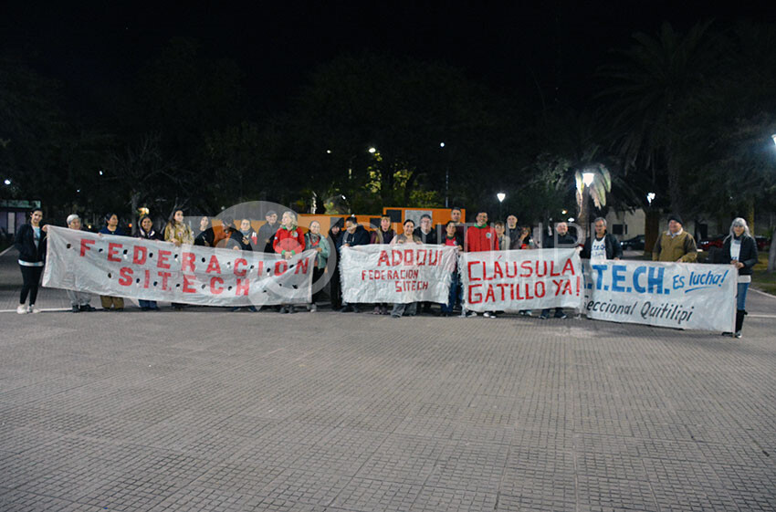 Malestar docente en Quitilipi: el Arco Gremial calificó de "absolutamente insuficiente" el aumento del gobierno - Quitilipi.com.ar Malestar docente en Quitilipi: el Arco Gremial calificó de "absolutamente insuficiente" el aumento del gobierno 5