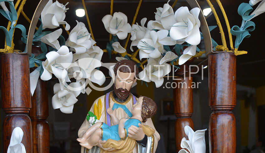 Multitudinaria muestra de fe en Quitilipi: San Cayetano celebró su fiesta patronal y las bodas de plata de la capilla 22